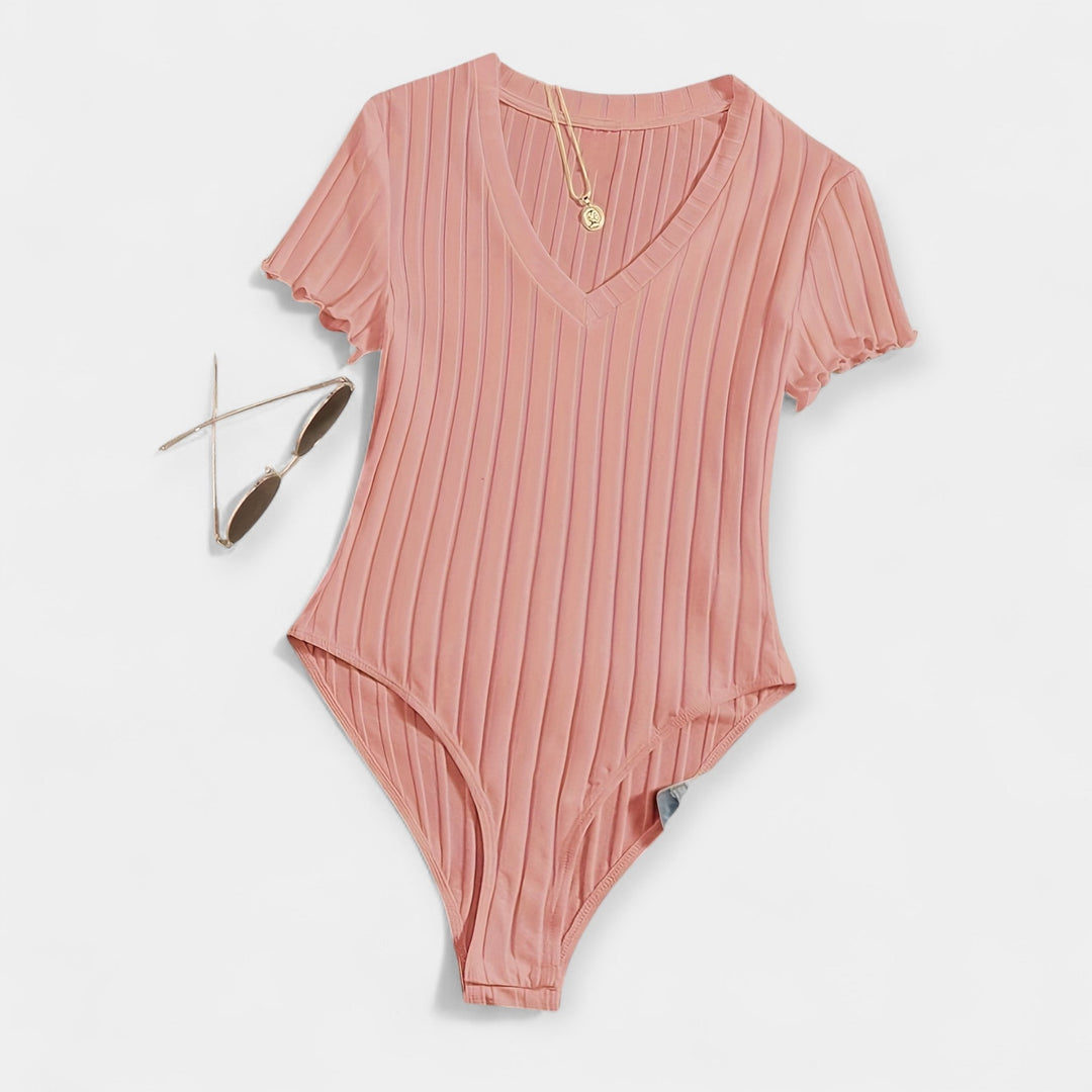 Korsetas su Vamzdžių Detalėmis