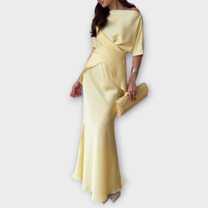 Finja - Off-Shoulder viršus su mazgo priekiu ir sijono komplektu