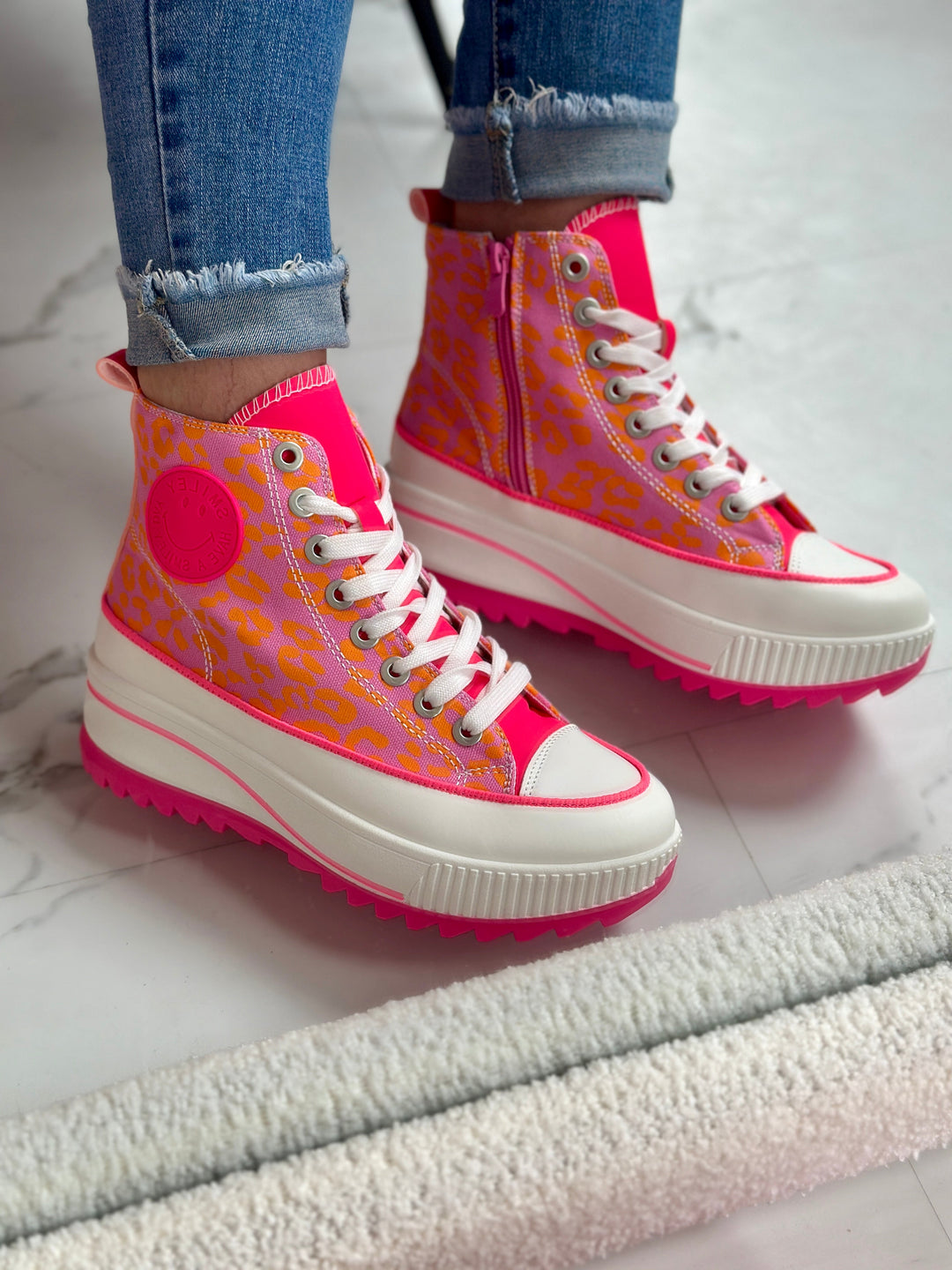 Smills Fuksijos Sneakers