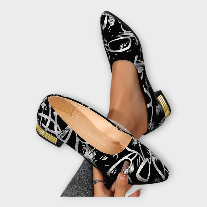 Elegantiškos Balerinos su Išskirtiniais Akcentais