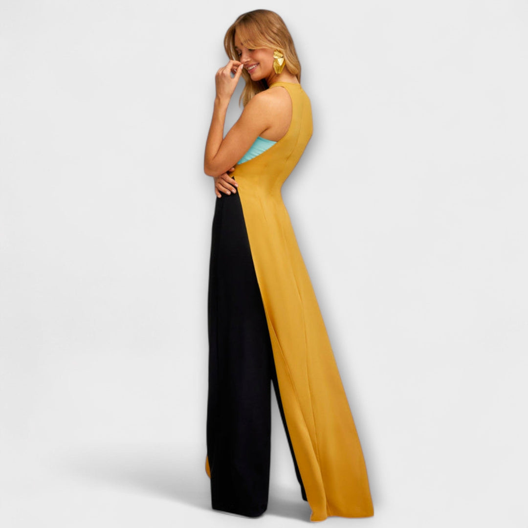 Visas tamsiai turkio