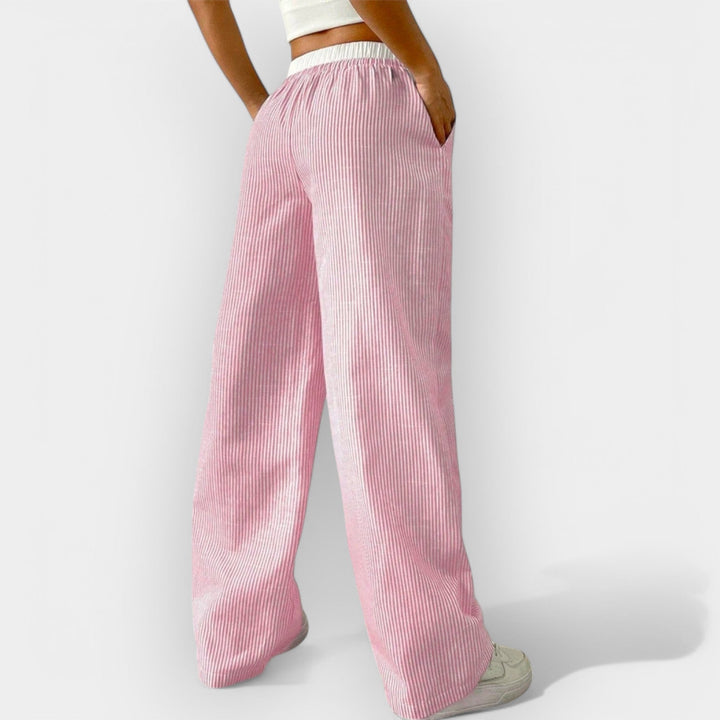 Juostuotos Plačios Kelnės