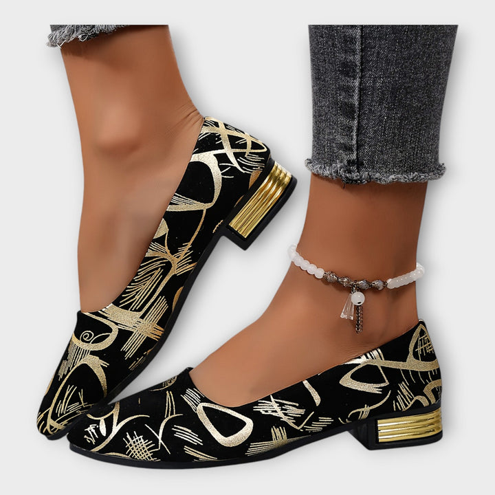 Elegantiškos balerinos su subtiliais detalėmis