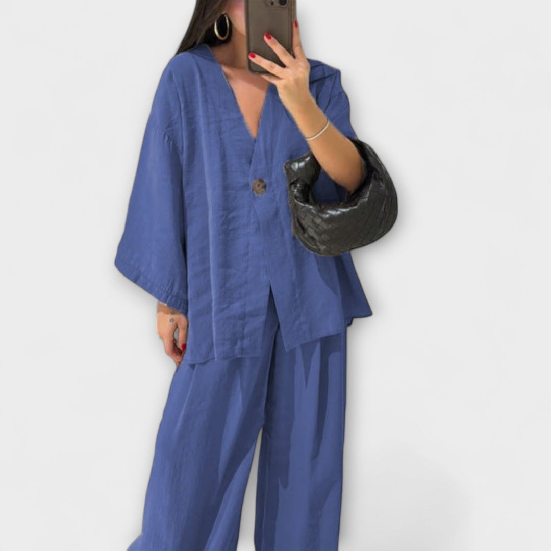 Jacqueline - Atsitiktinis V formos iškirpės topas ir kelnių duetas