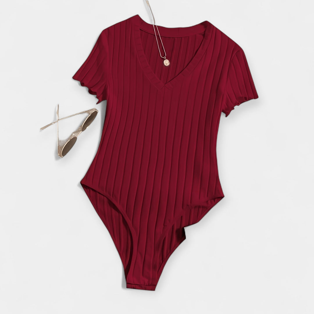 Korsetas su Vamzdžių Detalėmis