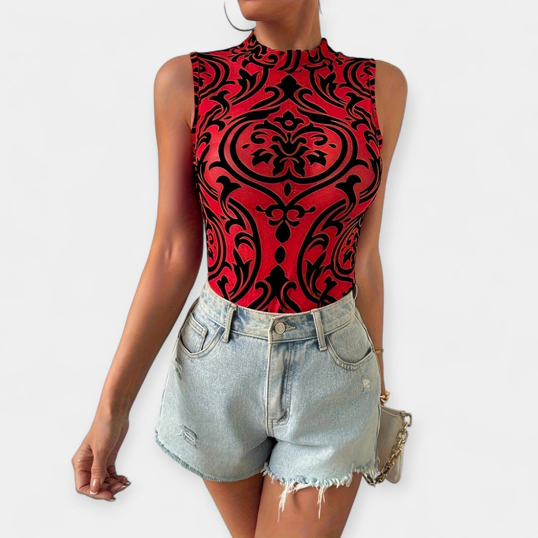 Seksualus Krokuotas Bodis iš Audinio