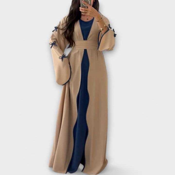 Stilingas Kardiganas ir Suknelė su Dryžuota Dekoracija