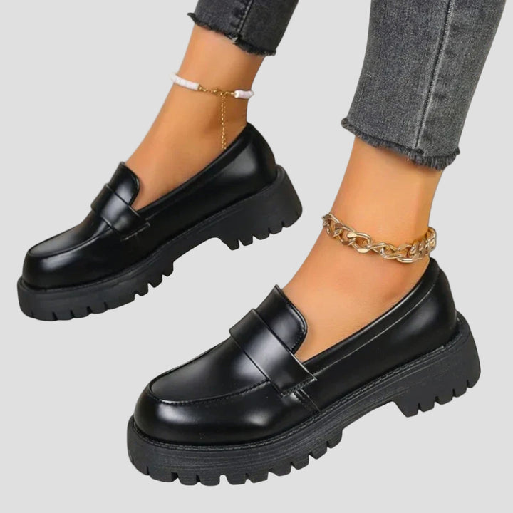 Živilė - Moteriški bateliai su satino kulnais