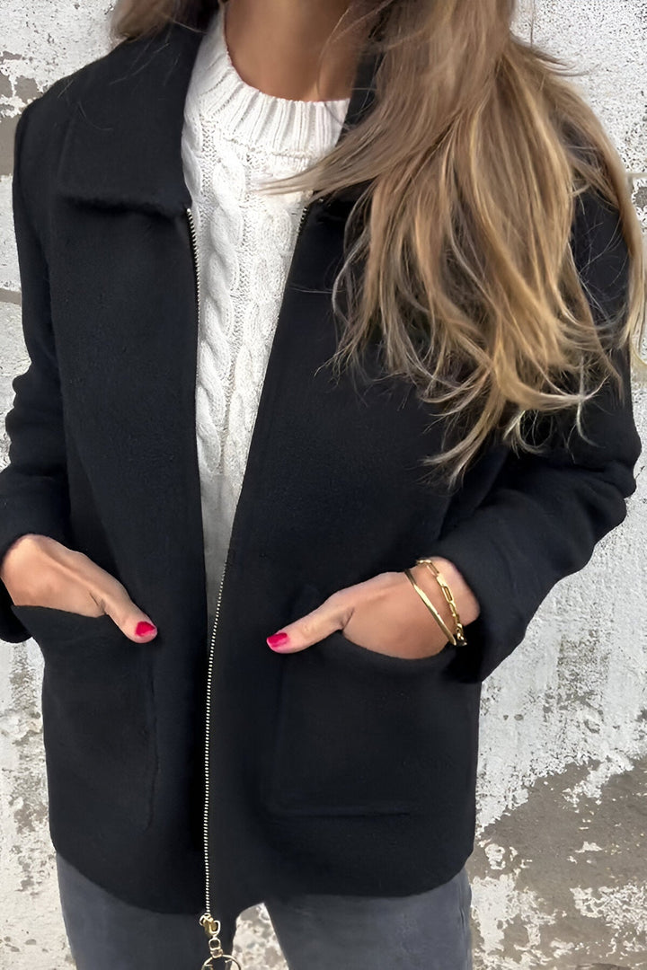 SUTTON™ | Stilinga striukė su užtrauktuku ir apykakle