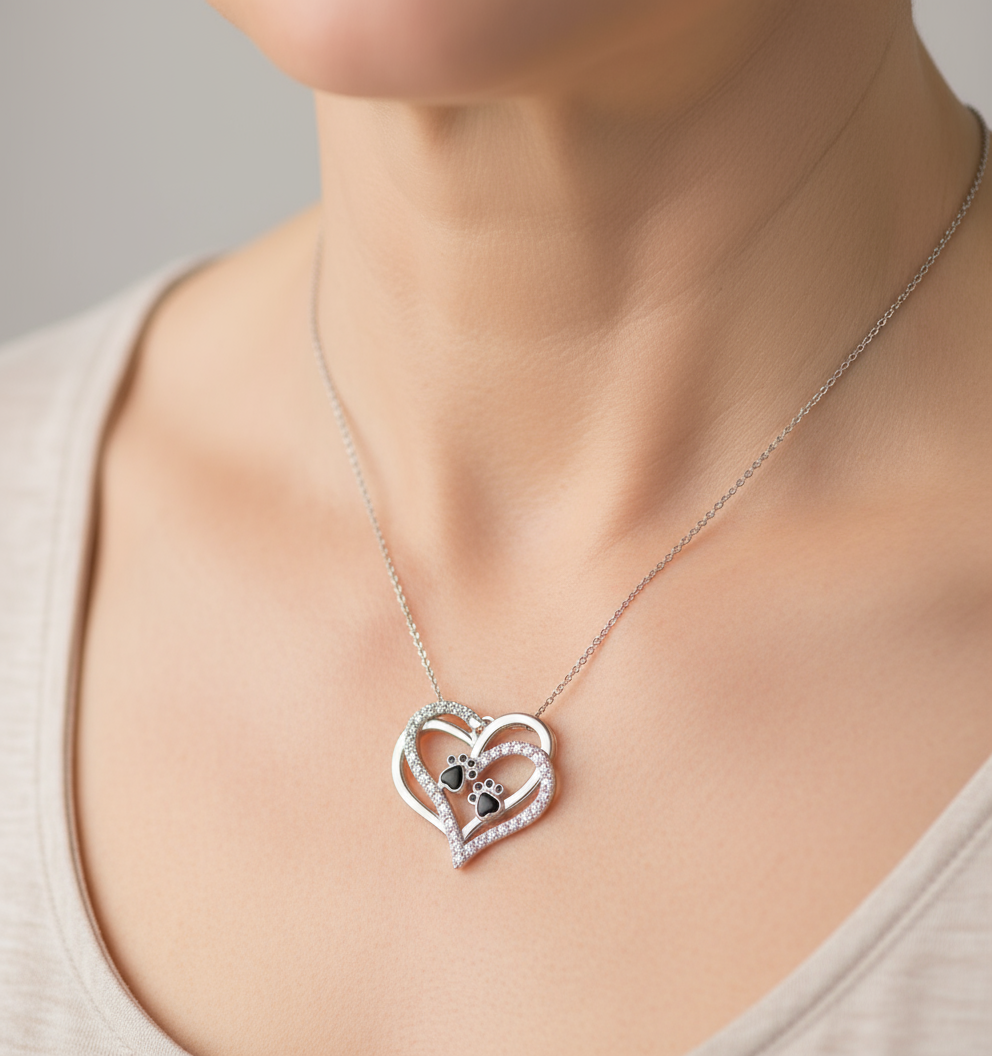 Max - Širdelės formos kaklo papuošalas