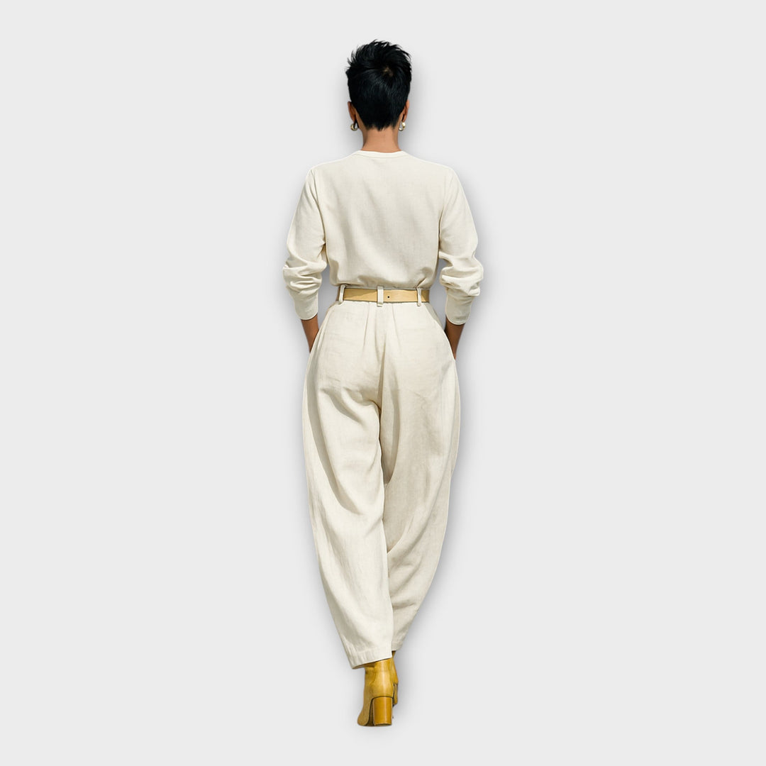 Minimalistinės estetikos ir laikui nepavaldaus charakterio sintezė