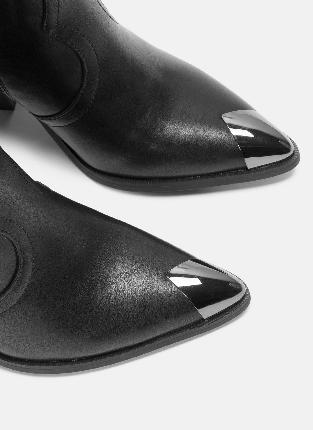 Roxy - Juodi Ilgi Batai