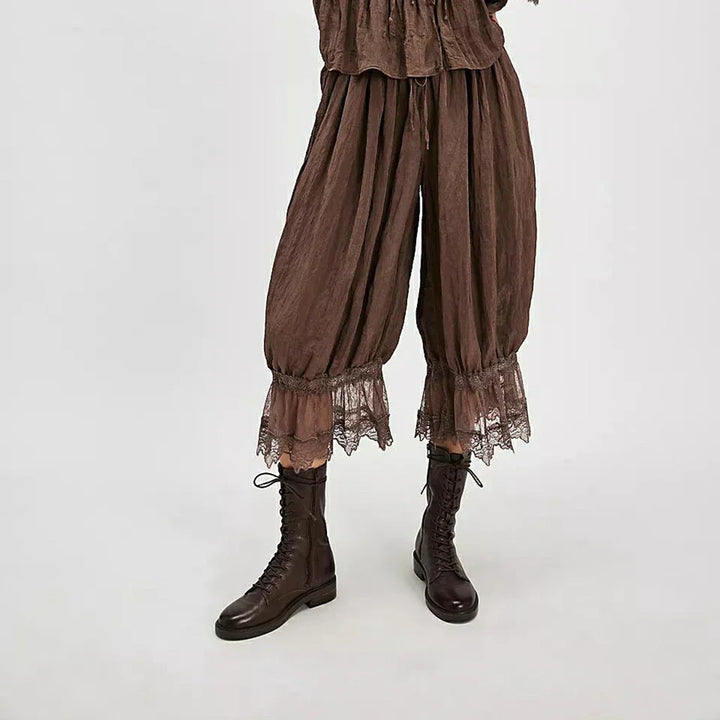 Boho stiliaus kelnės su nėriniais