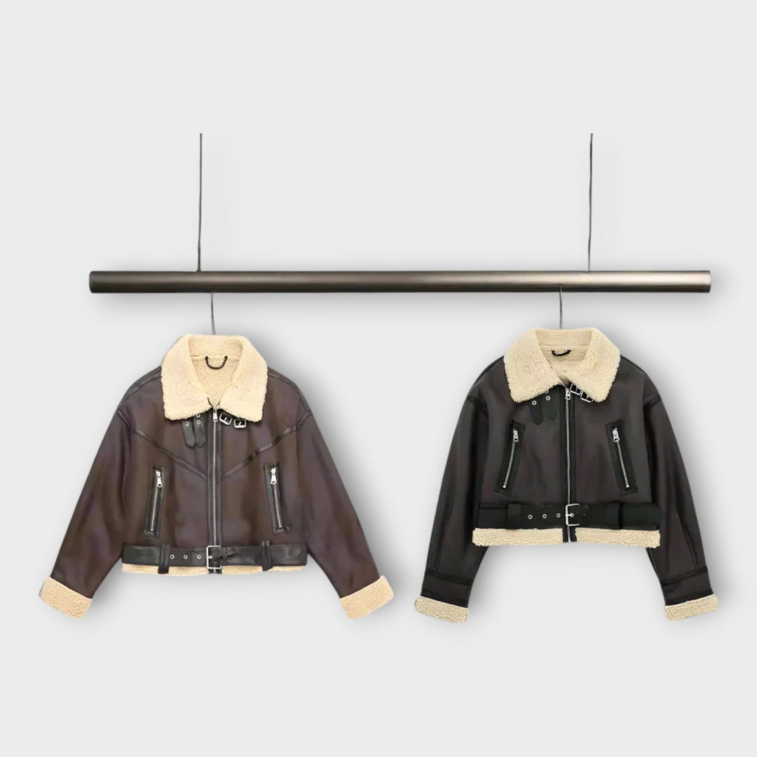 Greta - Odinis paltas su gobtuvu