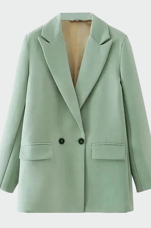 Oversized švarkas su modernia linija