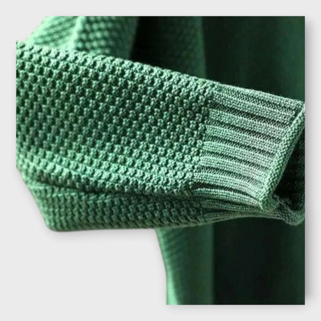 Pletenas megztinis su aukštu kaklu