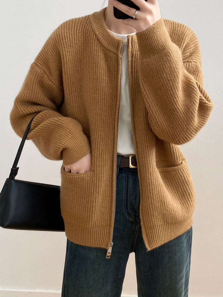 Elodie - Apvalaus Kaklo Megztinis