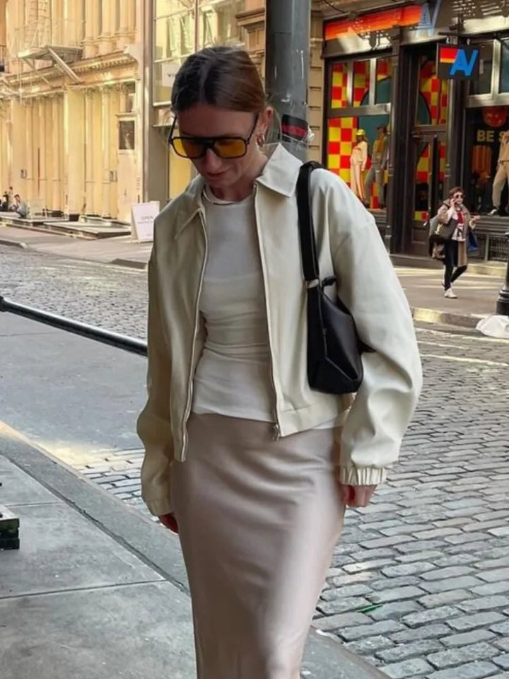 Elina – Stilinga rudens striukė