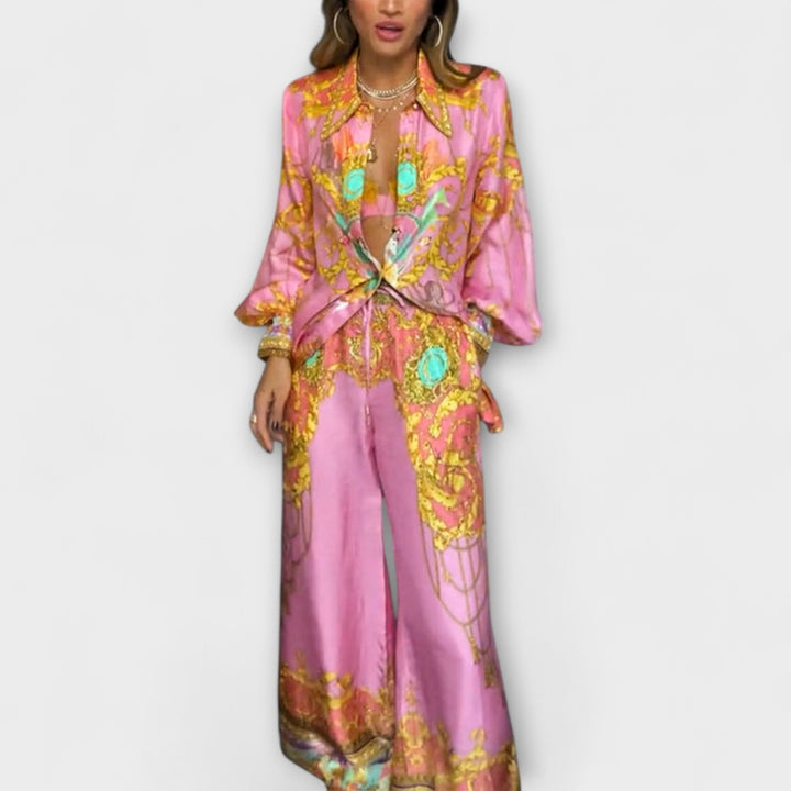 Sage - Undinė Atsipalaidavusi Marškinėlių ir Elastingų Juosmens Kelnės Rinkinys