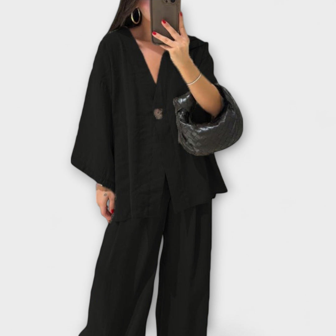 Jacqueline - Atsitiktinis V formos iškirpės topas ir kelnių duetas