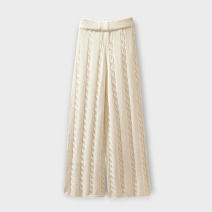 Lucy - Patogus ir Atsitiktinis Komplektas