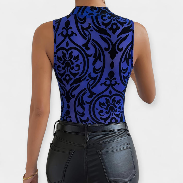 Seksualus Krokuotas Bodis iš Audinio