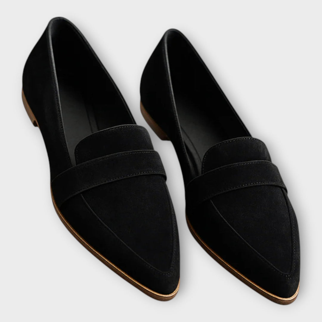 Elegantiški loafers su modernia linija