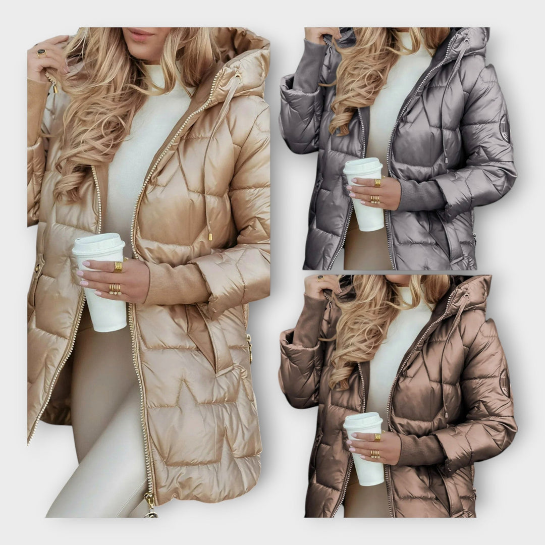 Pūkinė striukė su gobtuvu